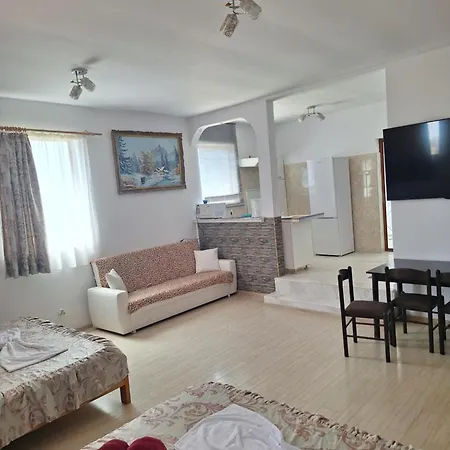 Gæstehus Casa Inflorita Garsoniere Etaj *